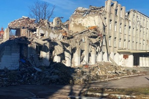 У Житомирі планують демонтувати зруйнований РФ ліцей та побудувати два нові корпуси