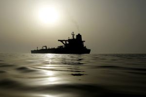 Вантажі з російськими нафтопродуктами застрягли в морі після розслідування Південної Кореї - ЗМІ
