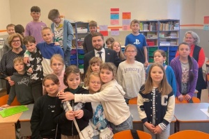 Посол у Латвії відвідав Ризьку українську середню школу