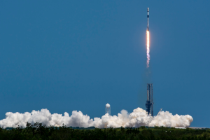 SpaceX запустила у космос ще 23 супутники Starlink