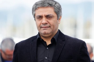 В Ірані засудили відомого режисера до восьми років ув'язнення й ударів батогом