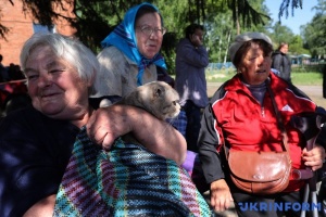 Евакуація жителів Харківщини - фоторепортаж в Telegram-каналі