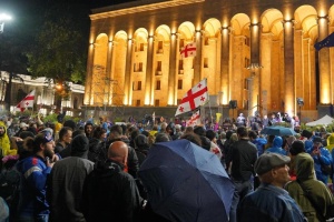 Посольство Британії тимчасово закрило візовий центр у Тбілісі на тлі протестів