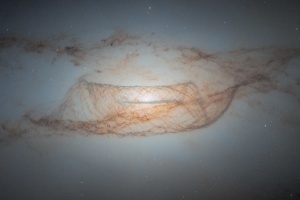 Hubble показав загадкову світлину зі сузірʼя Діви