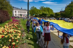 Українці провели демонстрацію до Дня вишиванки в Осло