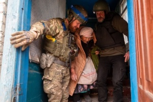 Bereits mehr als 1.700 Menschen aus drei Gemeinden in Region Charkiw evakuiert