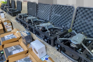 Вінницька громада передала семи військовим частинам 420 дронів і квадрокоптери