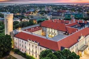 Estnisches Parlament erlaubt Verwendung eingefrorener Vermögenswerte Russlands zugunsten der Ukraine