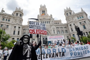 В Іспанії 18 тисяч людей вийшли на мітинг - вимагають реформувати систему охорони здоров’я