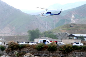 В Ірані підтвердили «жорстку посадку» гелікоптера, президента Раїсі досі шукають