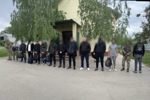 На кордоні з Молдовою затримали відразу 11 ухилянтів