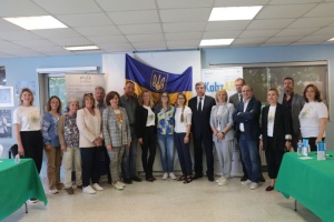 Посол у Франції зустрівся з українською громадою Ніцци