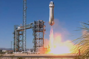 Компанія Blue Origin відправила туристів у космос після дворічної перерви