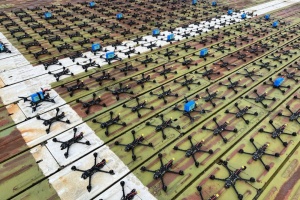 Хмельницька громада передала військовим ще 240 FPV-дронів