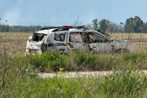Ворог ударив FPV-дроном по автомобілю поліції у Вовчанську, є постраждалий