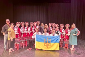 Глава МЗС Канади відвідала концерт українського ансамблю