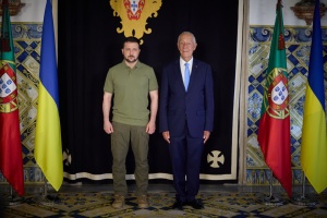 Зеленський обговорив із президентом Португалії протидію агресії РФ й підготовку до Саміту миру 