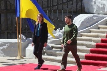 Пресконференцію Зеленського і Мецоли у Києві перервала повітряна тривога