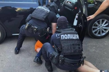 Псевдоволонтери, які ошукали 100 українців, отримали вироки суду