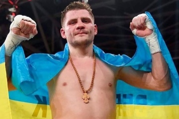 Denys Berinchyk wird WBO-Weltmeister im Leichtgewicht