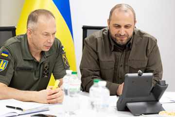 Front und Stärkung der Luftverteidigung: Umjerow und Syrskyj sprechen mit Nato- und EUCOM-Kommandeur