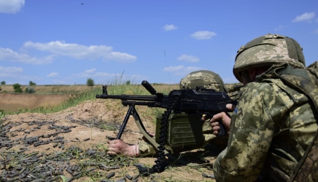 На Харківщині нацгвардійці знищили ворожу БМП з десантом