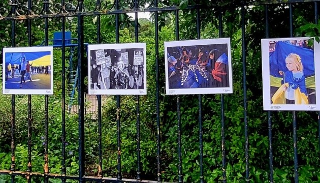 У Парижі відкрилася виставка українських та французьких фотографів «Голоси свободи»