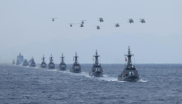 Türkische Marine startet Manöver in vier Meeren