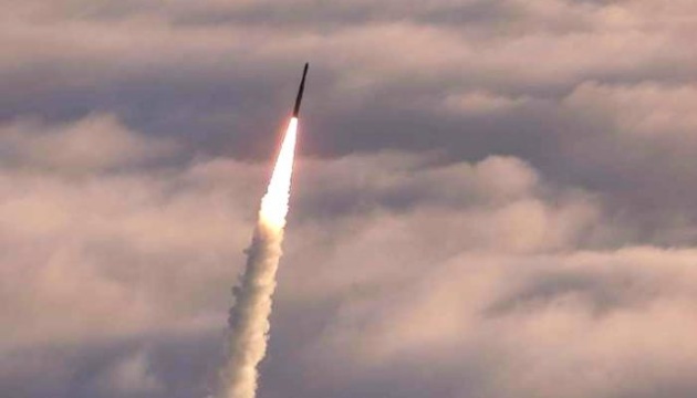 У повітрі вибухнули майже половина ракет із КНДР, які Росія запускала по Україні