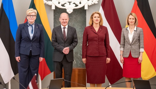 Ядерними погрозами РФ хоче вплинути на учасників Саміту миру - прем’єрка Латвії