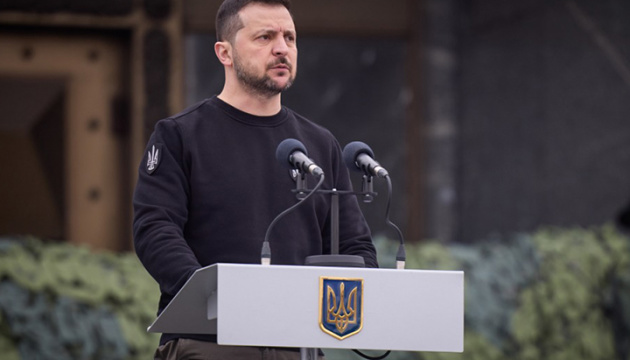 Selenskyj: Ukrainer, die vor 80 Jahren gegen Nazismus kämpften, kämpfen wieder gegen das Böse 