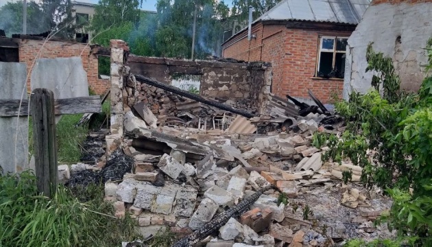 На Сумщині росіяни знищили будівлю, де знаходився музей борщу та сала