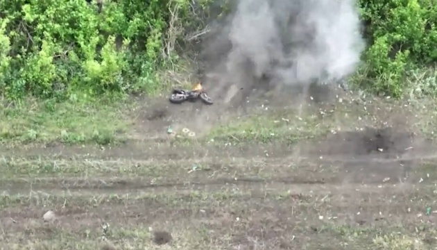 Ukrainian border guards destroy six Russian bikes in Bakhmut sector