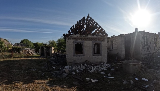 Region Donezk gestern 2.212 Mal von russischen Truppen beschossen