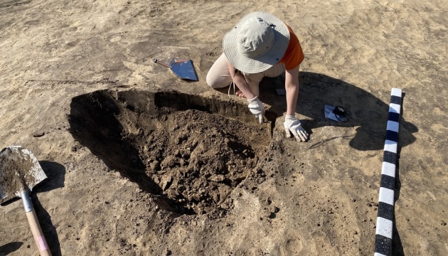У Рівному археологи виявили давнє поховання та споруду для випікання хліба Х століття