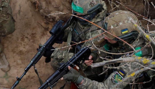 Ukrainian forces strengthening defense in Kharkiv sector, destroy eight enemy dugouts