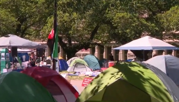 Університет Вашингтона і пропалестинські демонстранти досягли угоди про згортання наметового табору