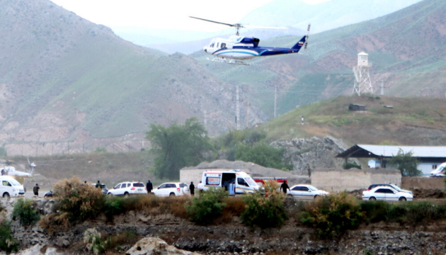 В Ірані підтвердили «жорстку посадку» гелікоптера, президента Раїсі досі шукають