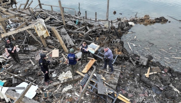 Guerre en Ukraine : Le bilan de la frappe russe sur une zone de loisirs à Kharkiv grimpe à six morts. Vingt-huit personnes blessées