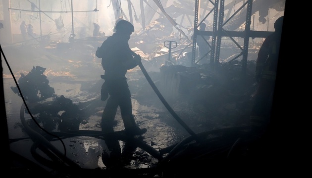 Angriff auf Unternehmen in Charkiw: Sieben Menschen getötet, Zahl der Verletzten auf 20 gestiegen 