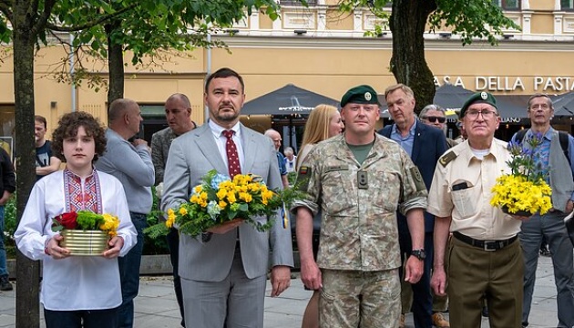 У Литві вшанували українських героїв і презентували фільм про Євгена Коновальця