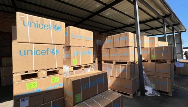 UNICEF donates medical kits to 13 communities in Zhytomyr region