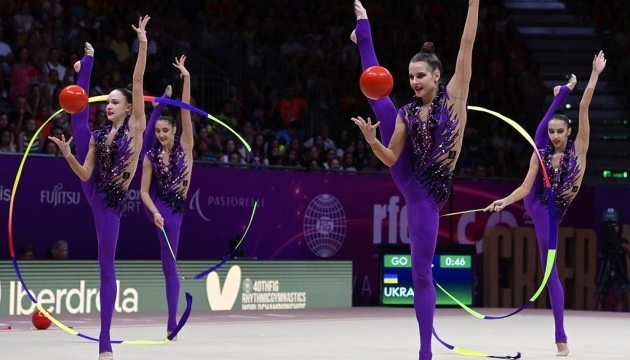 Україна здобула «бронзу» у фіналі з 3 стрічками та 2 м’ячами на ЧЄ з художньої гімнастики