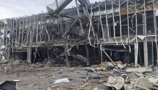 В аеропорту Запоріжжя від удару крилатої ракети РФ пошкоджений термінал