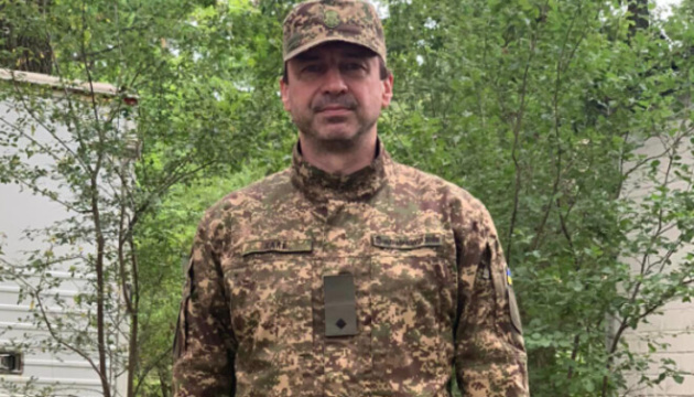 Ексфутболіст збірної України отримав первинне офіцерське звання