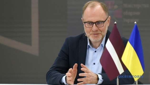 Latvia's defense minister: Ukraine has right to defend itself with all necessary means