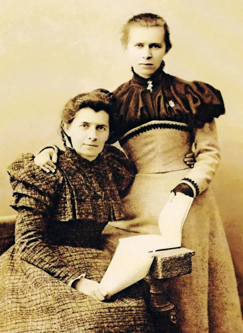 Олена Пчілка та Леся Українка. Ялта, 1898 рік