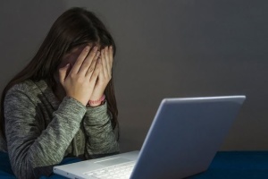 Сексуальне насильство в інтернеті: як захистити дітей?