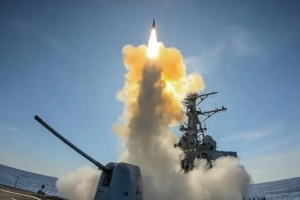 США збили дві балістичні ракети хуситів у Червоному морі