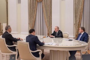 Глава МЗС Туреччини зустрівся із Путіним - запропонував посередництво для закінчення війни